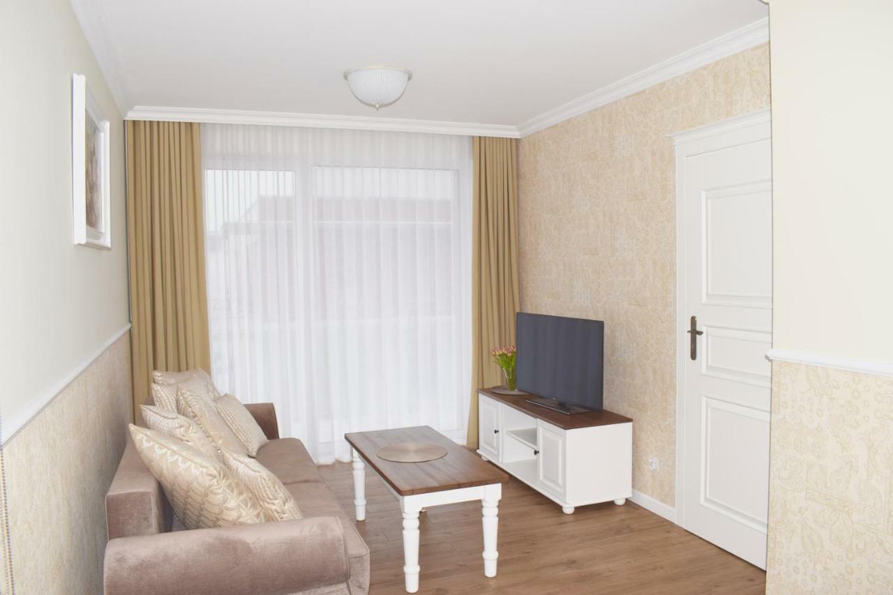 Апартаменты Kolobrzeg Apartament 2 Pokojowy Bursztynowe Экстерьер фото