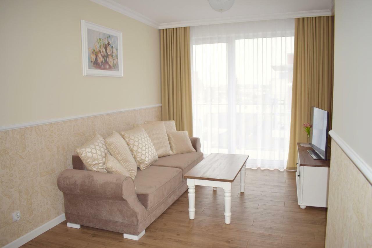 Апартаменты Kolobrzeg Apartament 2 Pokojowy Bursztynowe Экстерьер фото